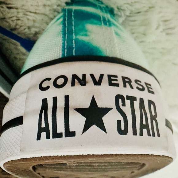 New, Never Worn Converse All Star Teal Tie Dye Lowcuts - Picture 3 of 5
